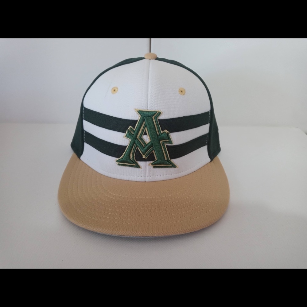 The‎ game pro gp721 game tek2 “ Alabama Spartans” Fitted hat size small NWOT